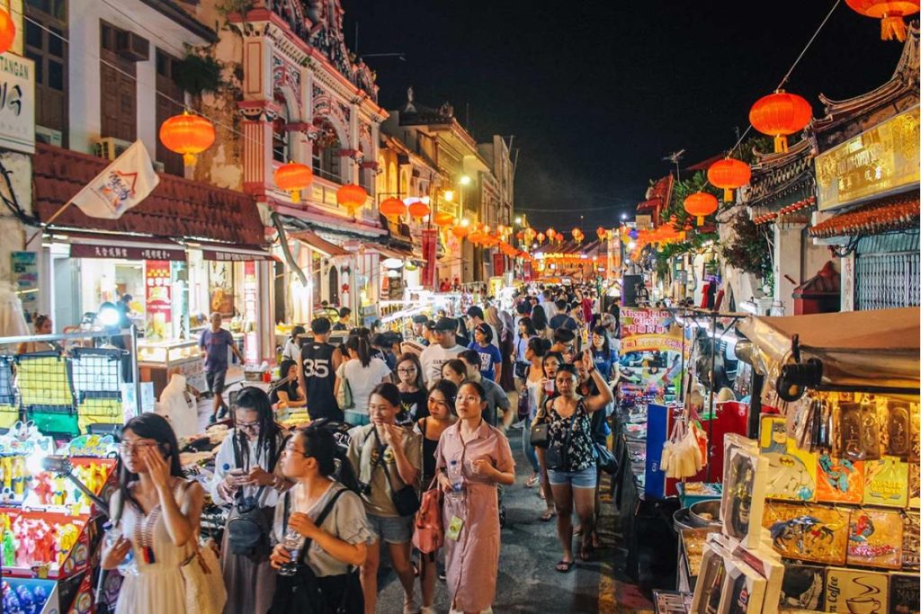 Top 8 Best Family Activities in Melaka 2025 15 Jonker Street Night Market