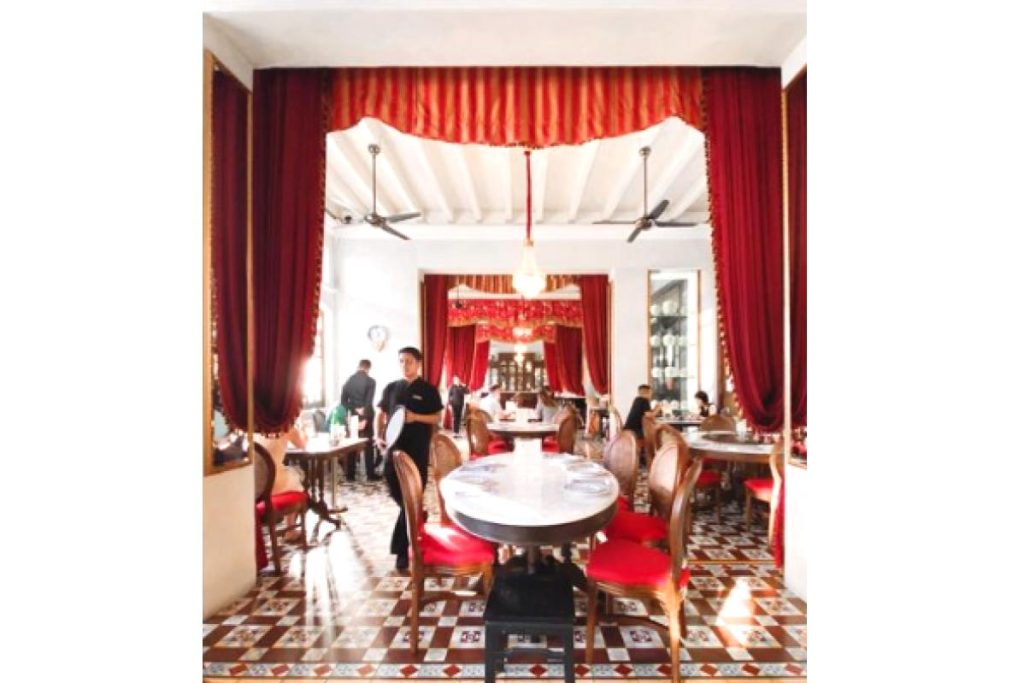 8 Tempat Menarik bagi Sambutan Birthday di Pulau Pinang 2025 8 Kebaya Dining Room