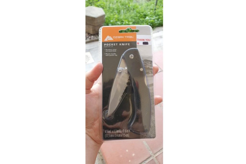 Top 8 Best Pocket Knives in Malaysia 2025 2 OZARK TRAIL Pocket Knife
