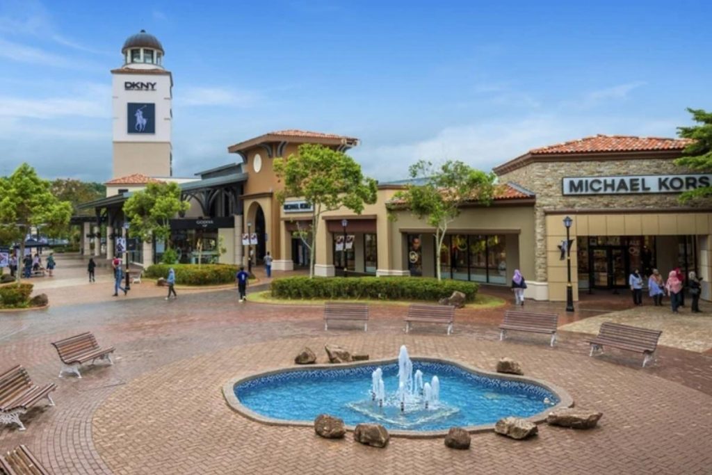 8 Tempat Menarik di Johor 2025 11 Shop At Johor Premium Outlets