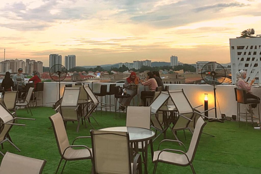 8 Restoran Terbaik di Kota Damansara 2025 3 ATSKY PJ
