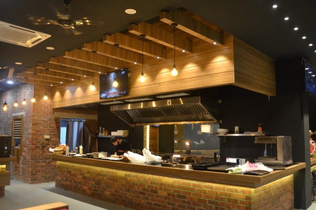 8 Restoran Terbaik di Kota Damansara 2025 9 Amigos Restaurant