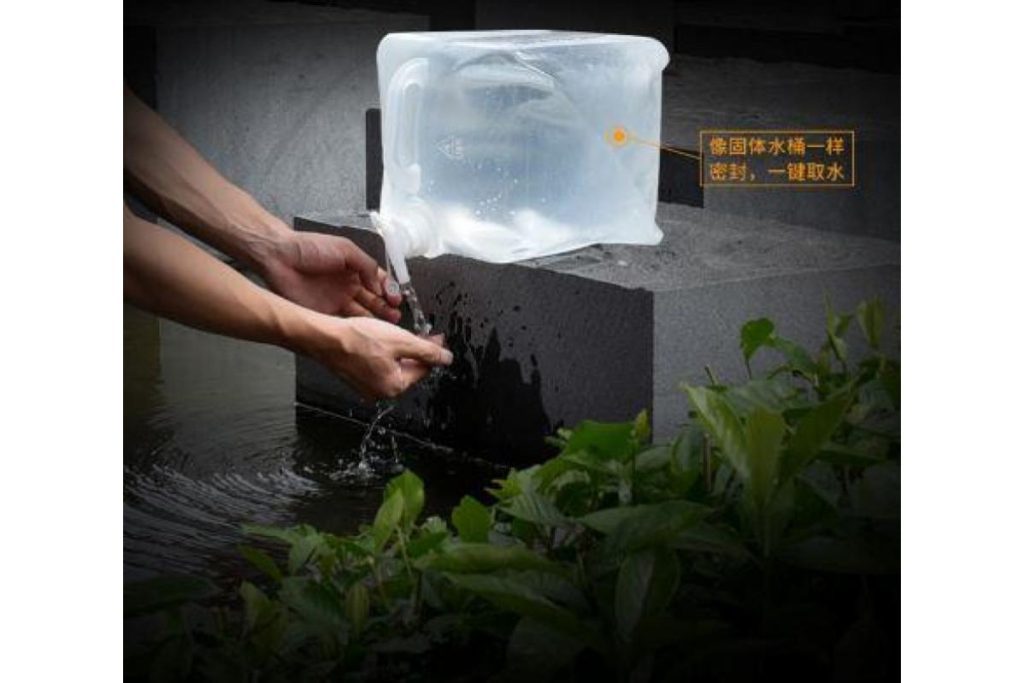 8 Tangki Air Mudah Alih Terbaik di Malaysia 2025 9 LDPE Foldable Water Bag