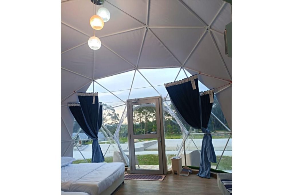 10 Tapak Perkhemahan Terbaik di Malaysia 2025 28 Rock Garden Camping Resort