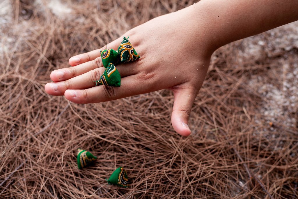 12 Permainan Tradisional Menarik 2025 6 Batu Seremban