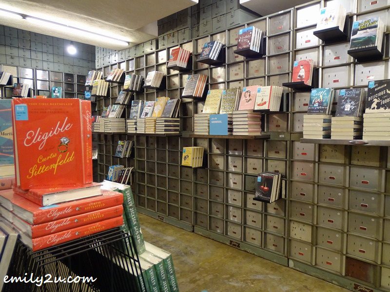 17 Tempat Menarik di Ipoh 2025 10 BookXcess Kong Heng