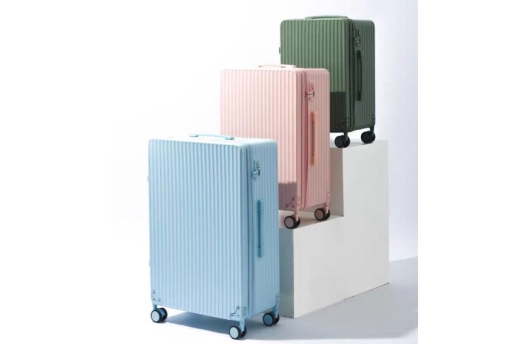 8 Bagasi Hard Case Terbaik di Malaysia 2025 8 Fully Poly carbonate Hard Case Luggage