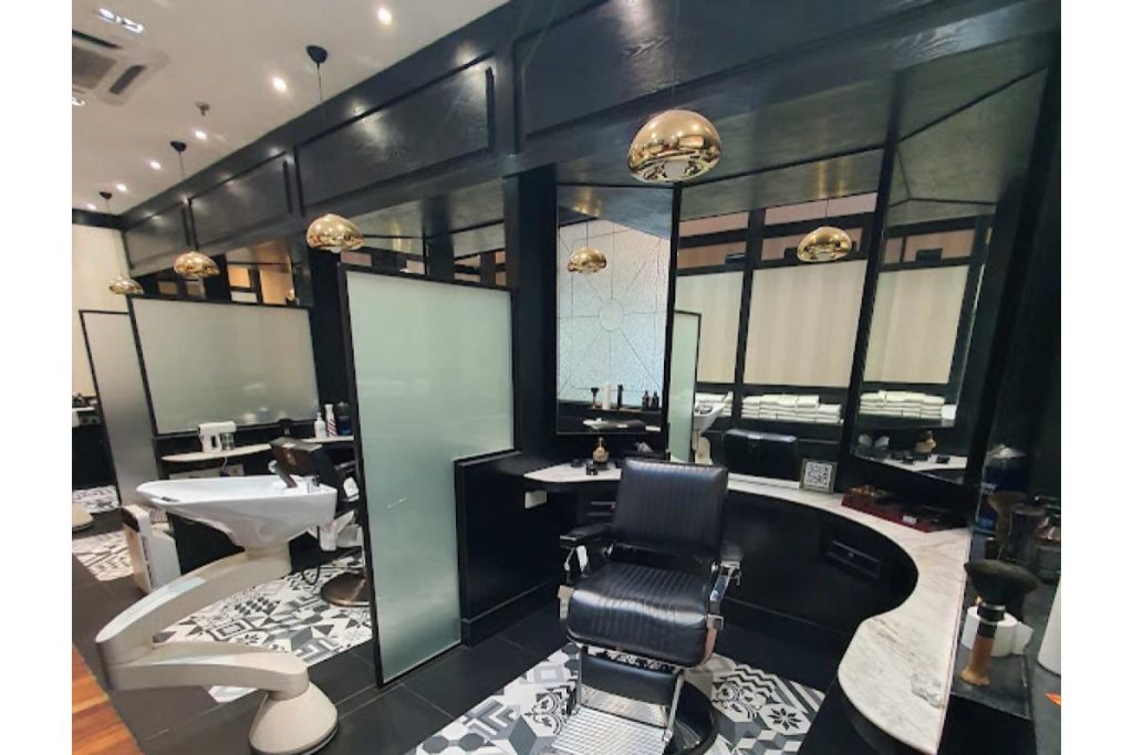 20 Kedai Gunting Rambut Terbaik di KL & Selangor 2025 8 Gentlemens Tonic @ Solaris Dutamas
