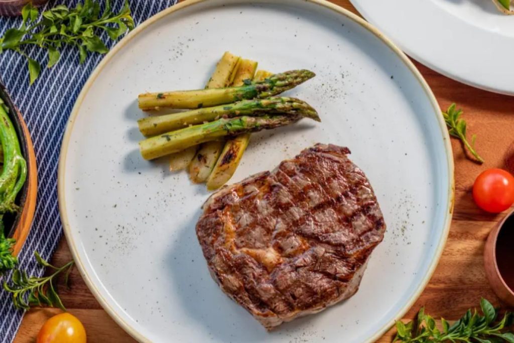 15 Restoran Mewah Terbaik di Kuala Lumpur 2025 27 Horizon Grill Banyan Tree