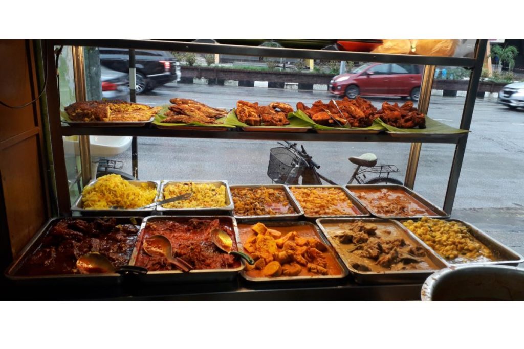 8 Restoran Nasi Kandar Terbaik Di Malaysia 2025 9 Kassim Nasi Kandar in Georgetown Penang