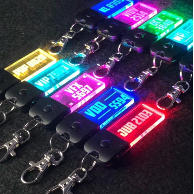 70 Hadiah Menarik untuk Lelaki 2025 20 Keychain LED
