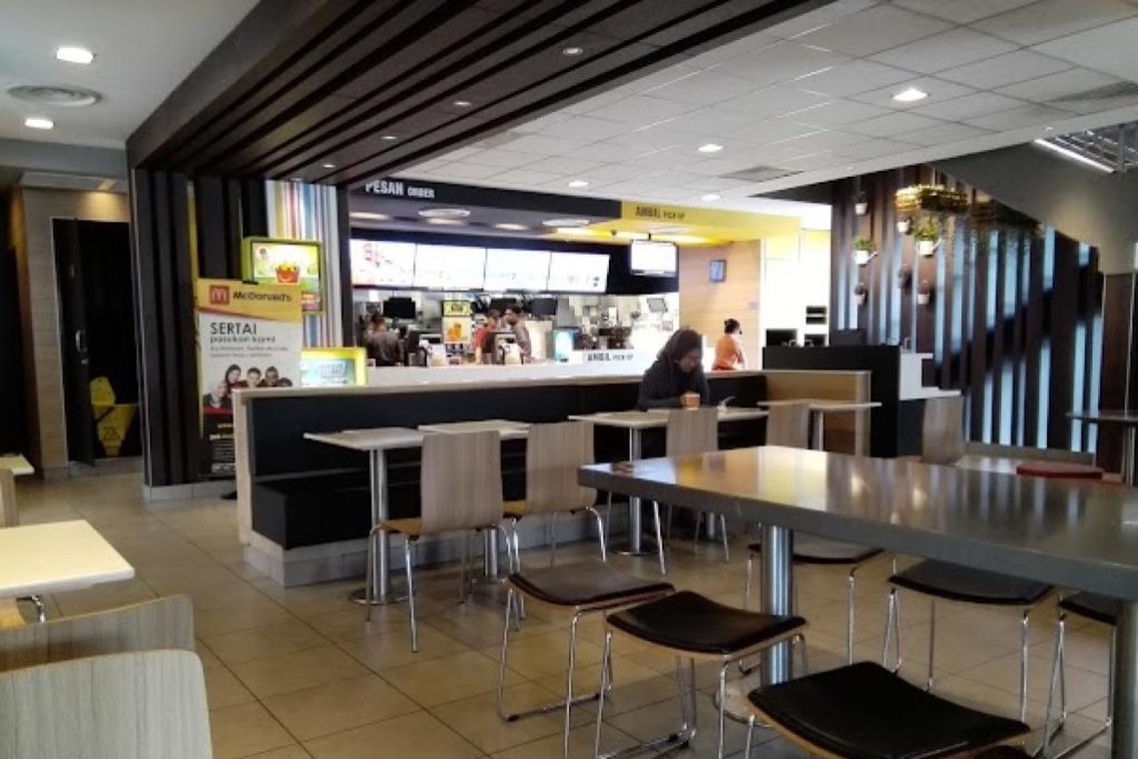 Top 8 Best McDonald’s Outlets in Malaysia 2025 11 McDonalds Bandar Utama DT