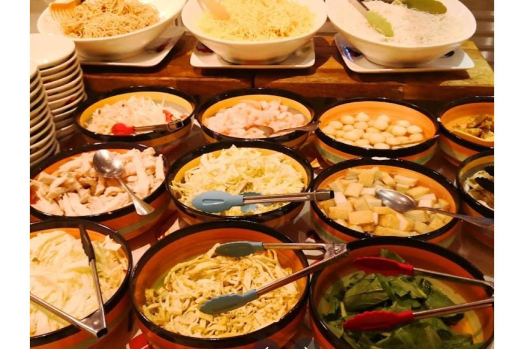 20 Bufet Halal Terbaik di KL dan Selangor 2025 43 Nook Aloft Kuala Lumpur Sentral