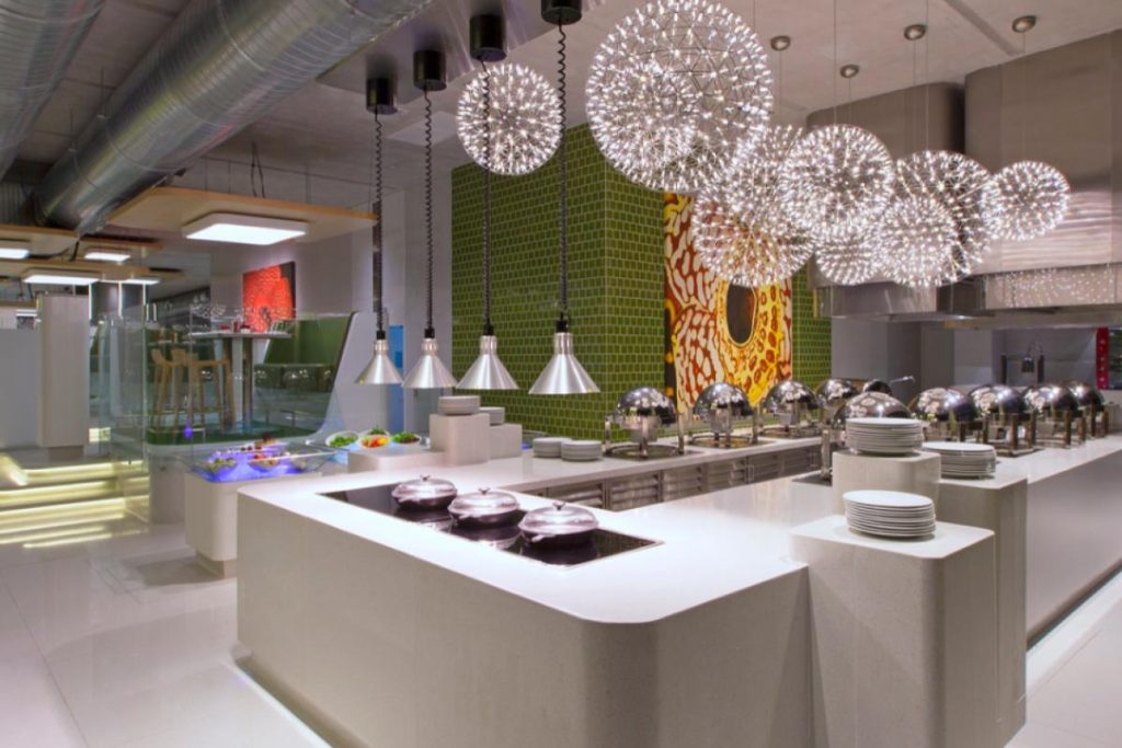 20 Bufet Halal Terbaik di KL dan Selangor 2025 42 Nook Aloft Kuala Lumpur Sentral