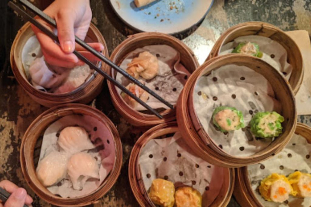 20 Bufet Halal Terbaik di KL dan Selangor 2025 15 Old Shanghai KL