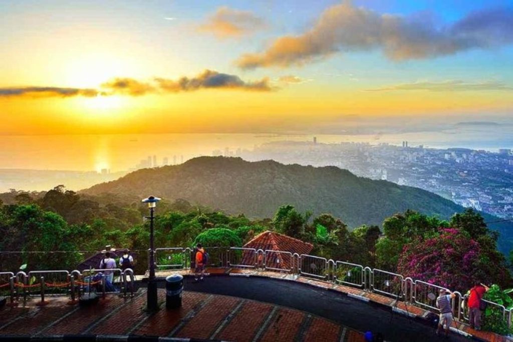 Top 8 Best Hiking Spots You Should Go in Malaysia 2025 5 Penang Hill Georgetown