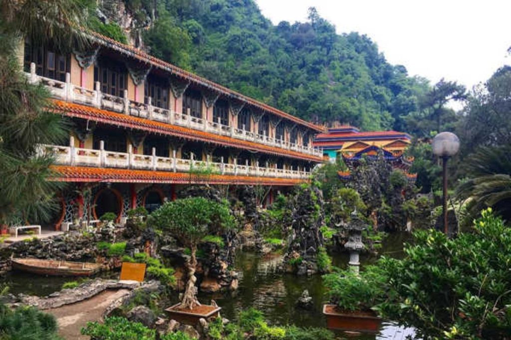 8 Kuil Gua Yang Wajib Dilawati Di Ipoh 2025 7 Sam Poh Tong Temple