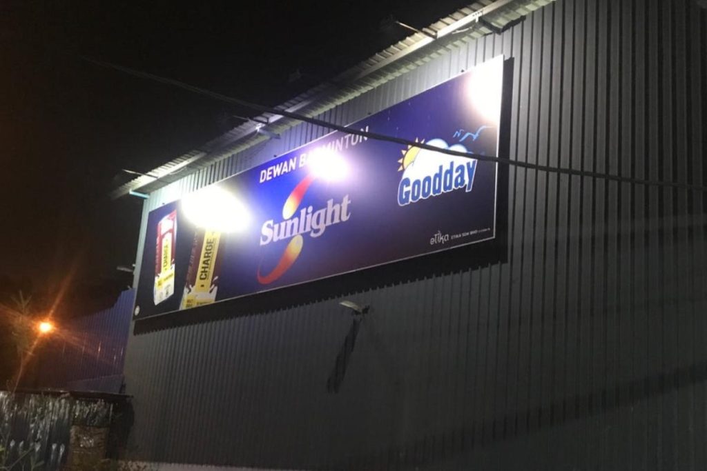 20 Gelanggang Badminton Terbaik di KL & Selangor 2025 17 Sunlight Badminton Hall