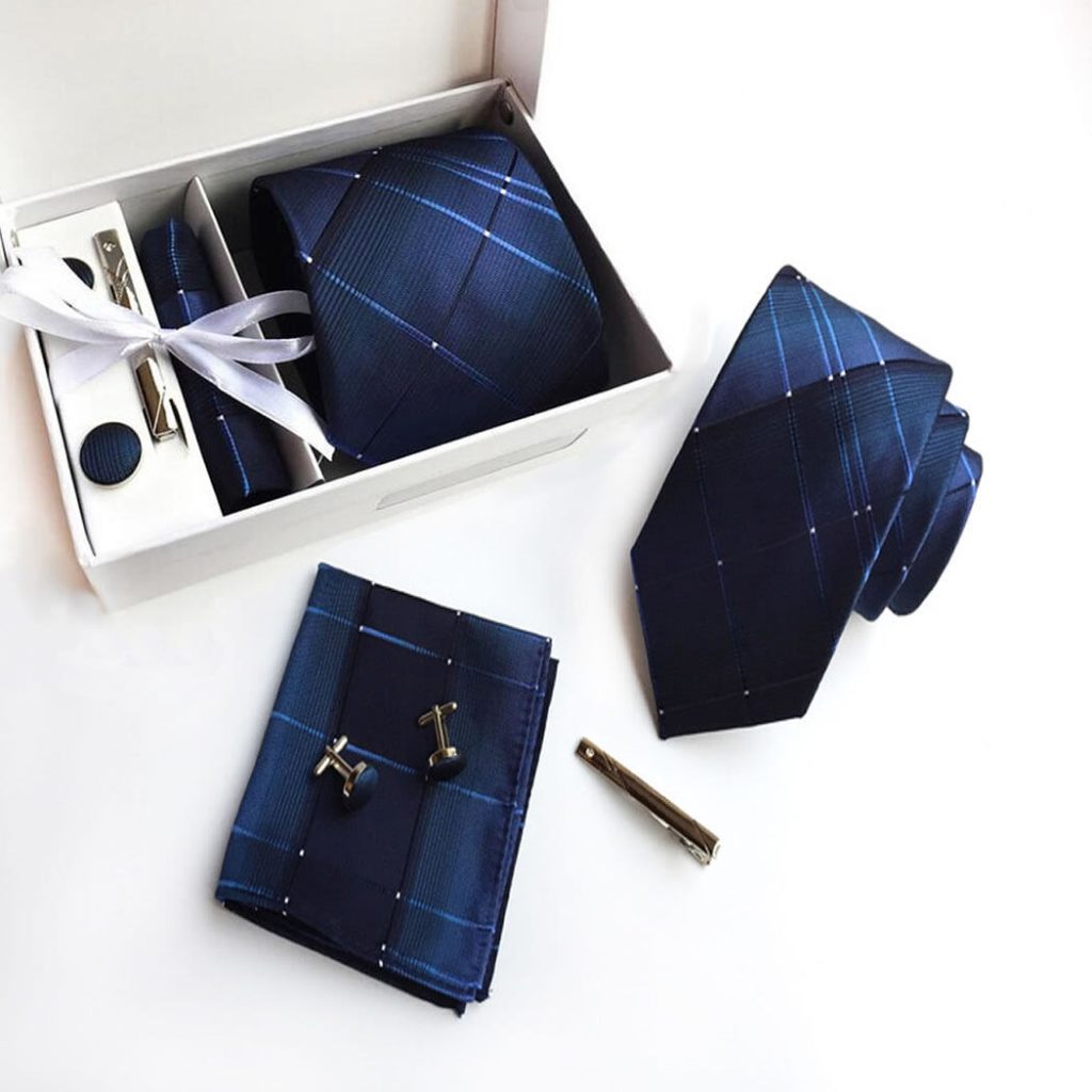 33 Hadiah Terbaik untuk Guru 2025 5 Tali Leher