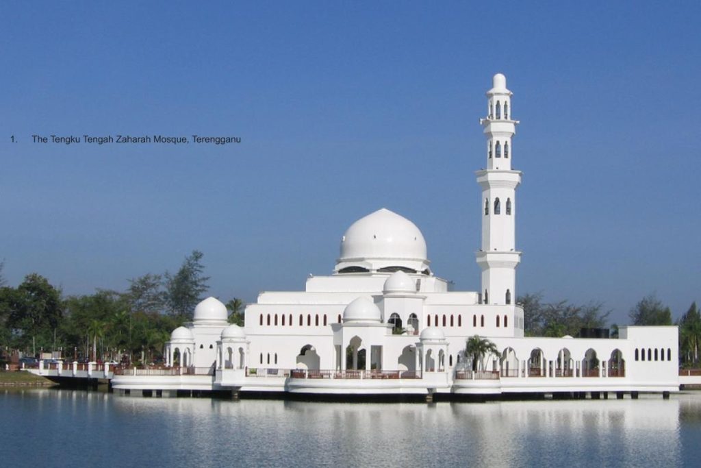 8 Masjid Tercantik & Terbaik untuk Dikunjungi di Malaysia 2025 10 The Tengku Tengah Zaharah Mosque Terengganu