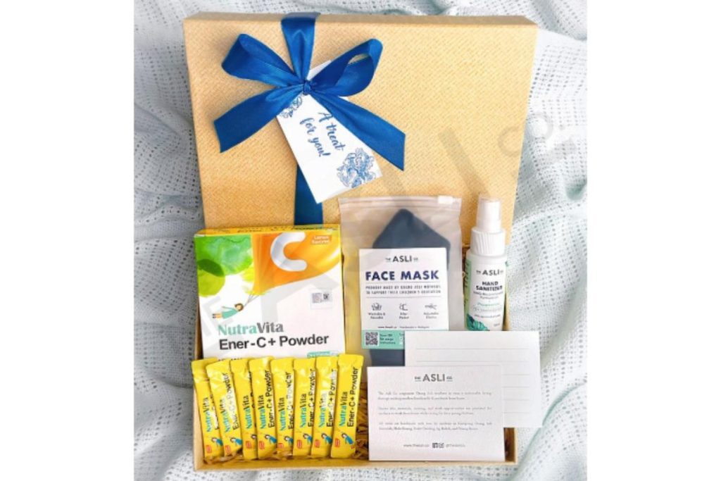 Top 8 Best Birthday Gift Ideas in Malaysia 2025 8 Vitamin Gift Box