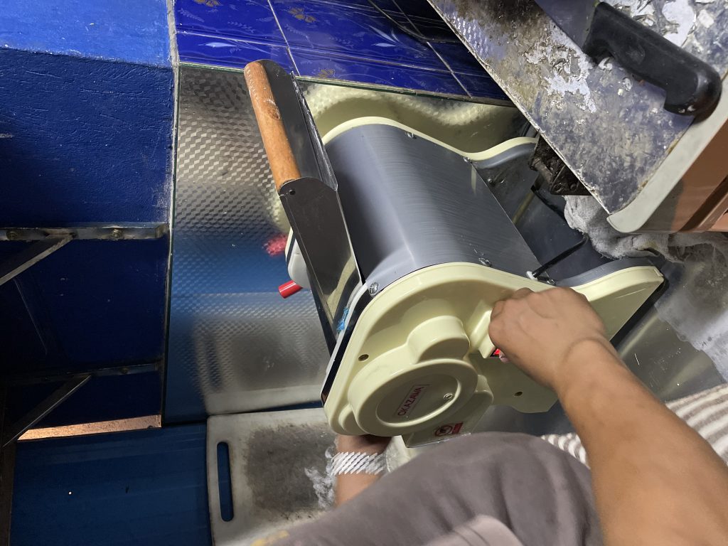 Warung Mi Ayam Pangsit Putatan - Permata Tersembunyi Sabah 3 3 2