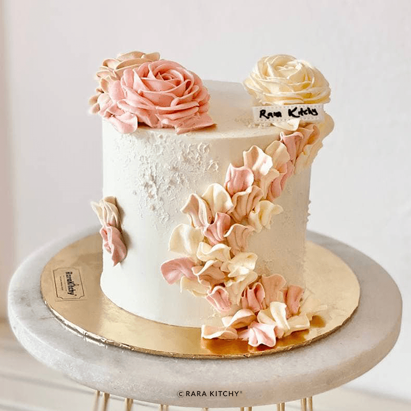 40 Kek Tunang yang Ringkas tetapi Menarik 2025 41 Aryana Rose