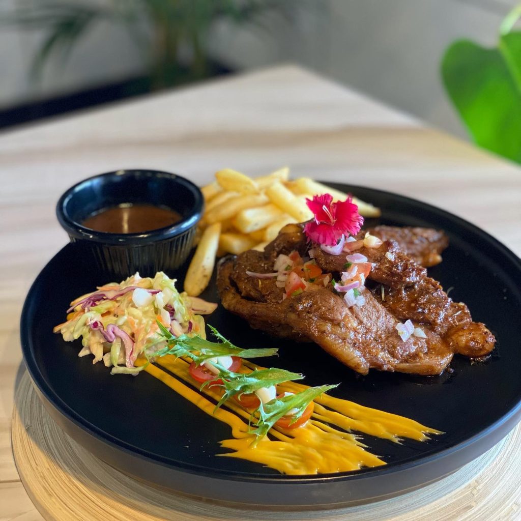 <strong>16 Restoran Terbaik di Bukit Jelutong 2025</strong> 27 Cheps Chicken Chop