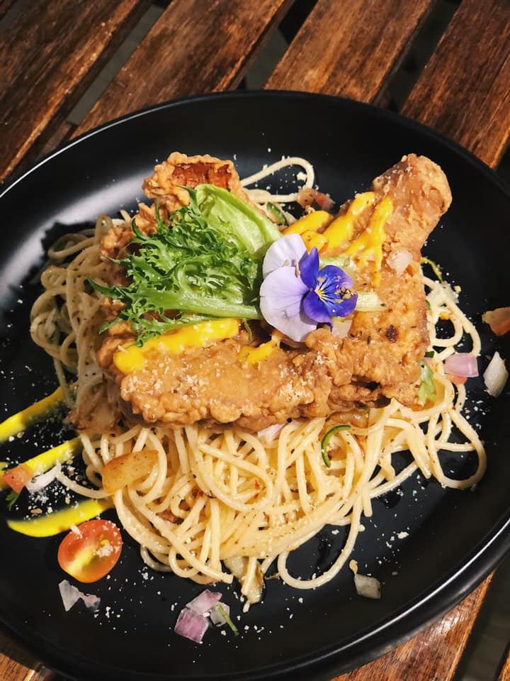 <strong>16 Restoran Terbaik di Bukit Jelutong 2025</strong> 26 Cheps Chicken Chop