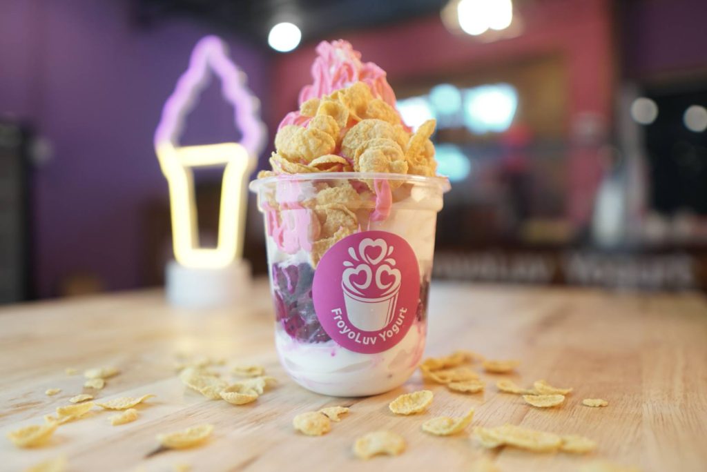 7 Yogurt Beku Terbaik di KL & Selangor 2025 11 FroyoLuv Yoghurt