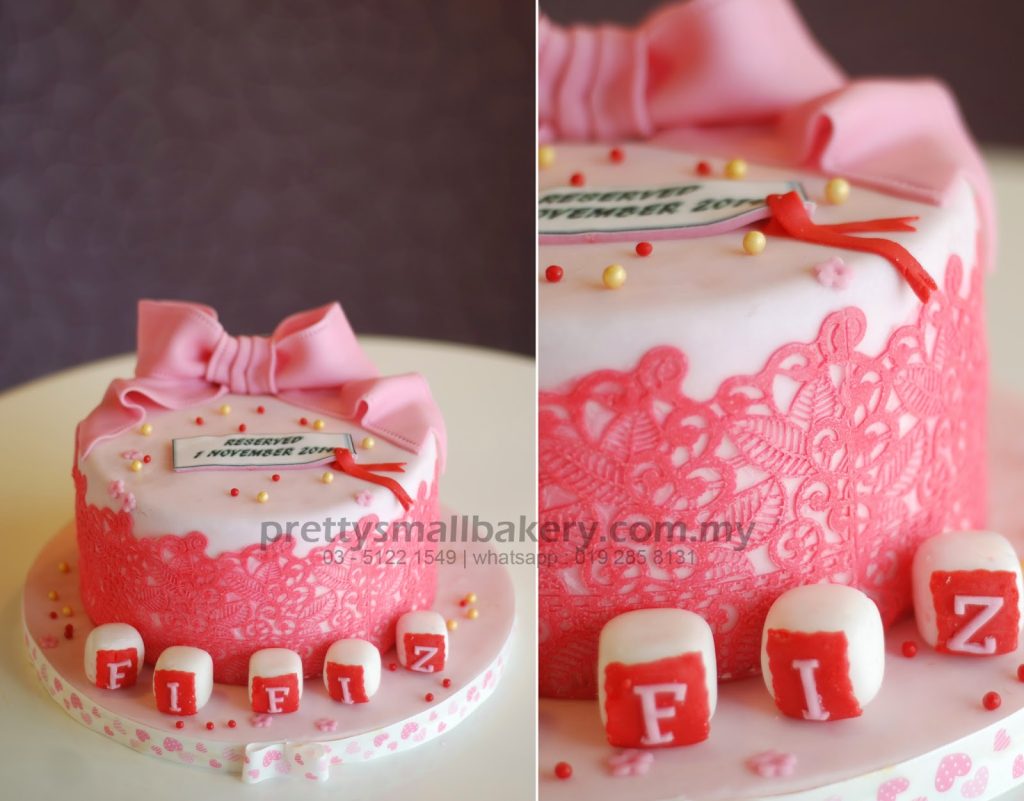 40 Kek Tunang yang Ringkas tetapi Menarik 2025 13 Lace Pink