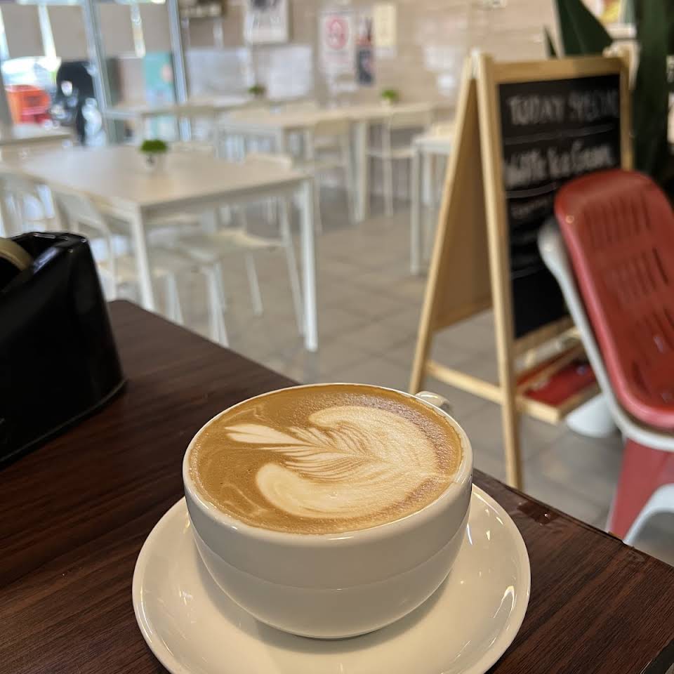 6 Kafe Terbaik di Sepang 2025 2 Pelita Cafe