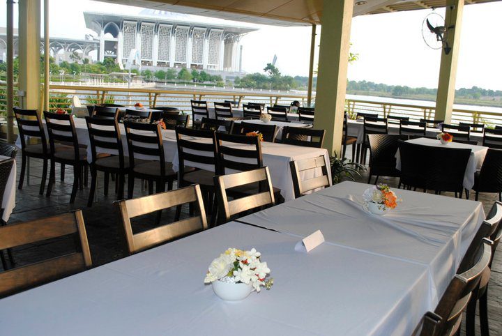 10 Kafe Terbaik di Putrajaya 2025 4 Umai Cafe