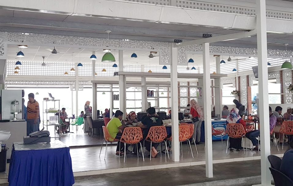 Top 15 Best Cafes in Puncak Alam 2025 6 Cafe Masjid Puncak Alam