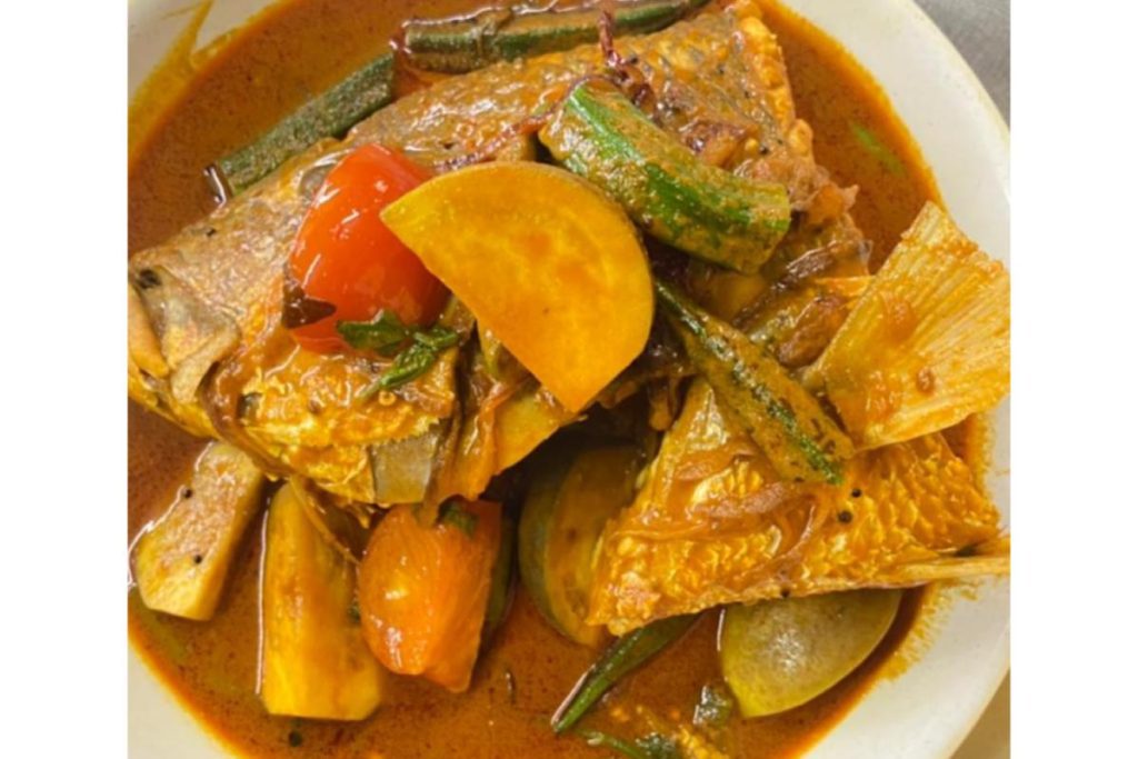 <strong>10 Restoran Terbaik di Port Dickson 2025</strong> 4 Deens Fish Head Curry