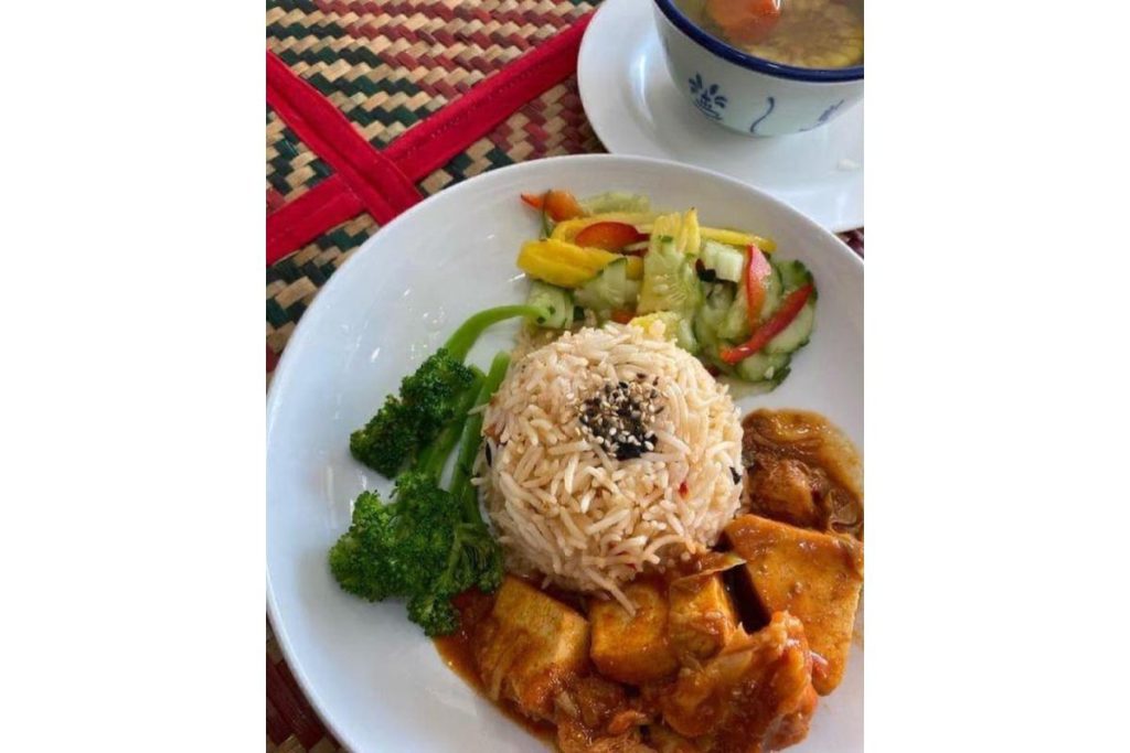 10 Restoran Organik Di KL & Selangor 2025 14 Green-Bamboo-