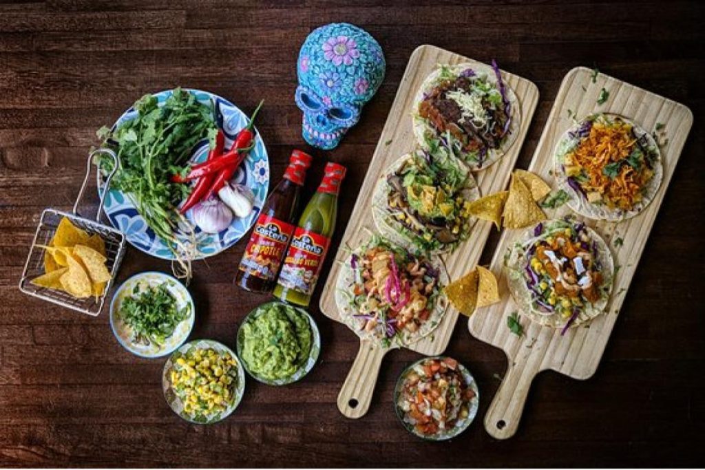 <strong>10 Restoran Terbaik di Pulau Pinang 2025</strong> 7 Holy-Guacamole-Love-Lane--