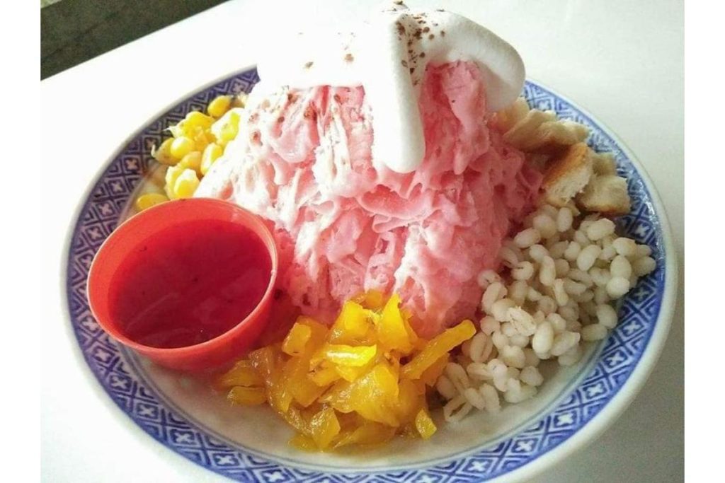 Top 10 Ice Kacang In KL & Selangor 2025 14 Ice-Cream-Kelapa-Muda