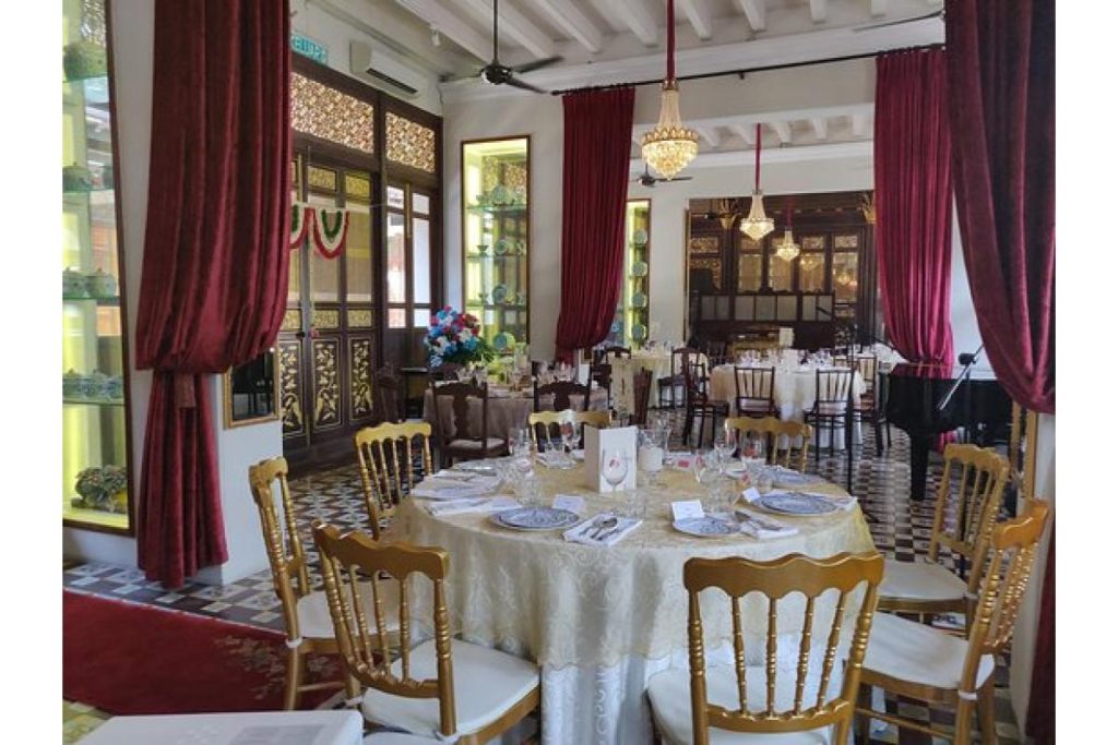 <strong>10 Restoran Terbaik di Pulau Pinang 2025</strong> 20 Kebaya-Dining-Room-