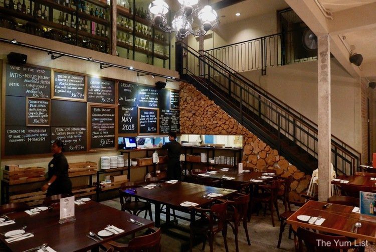 Top 10 Best Lasagnas in KL & Selangor 2025 4 La Risata Bar Pizzeria Ristorante