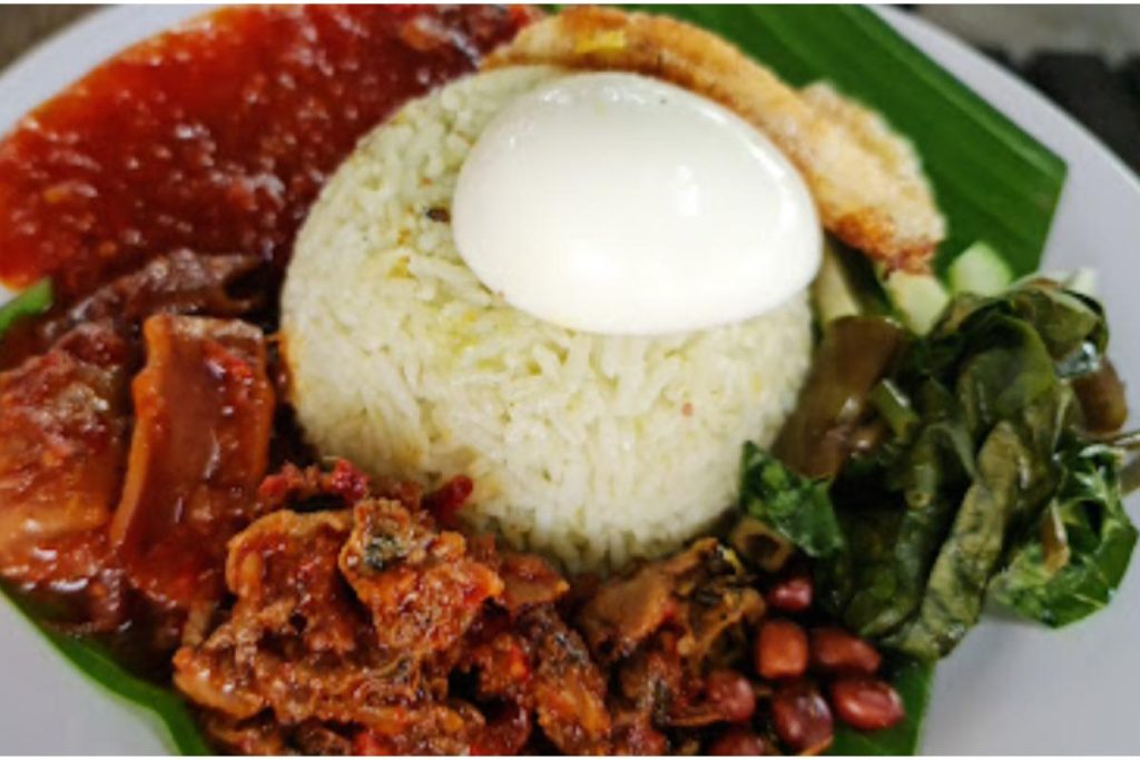 <strong>10 Nasi Lemak Terbaik Di Kuala Lumpur 2025</strong> 9 Nasi Lemak Angah