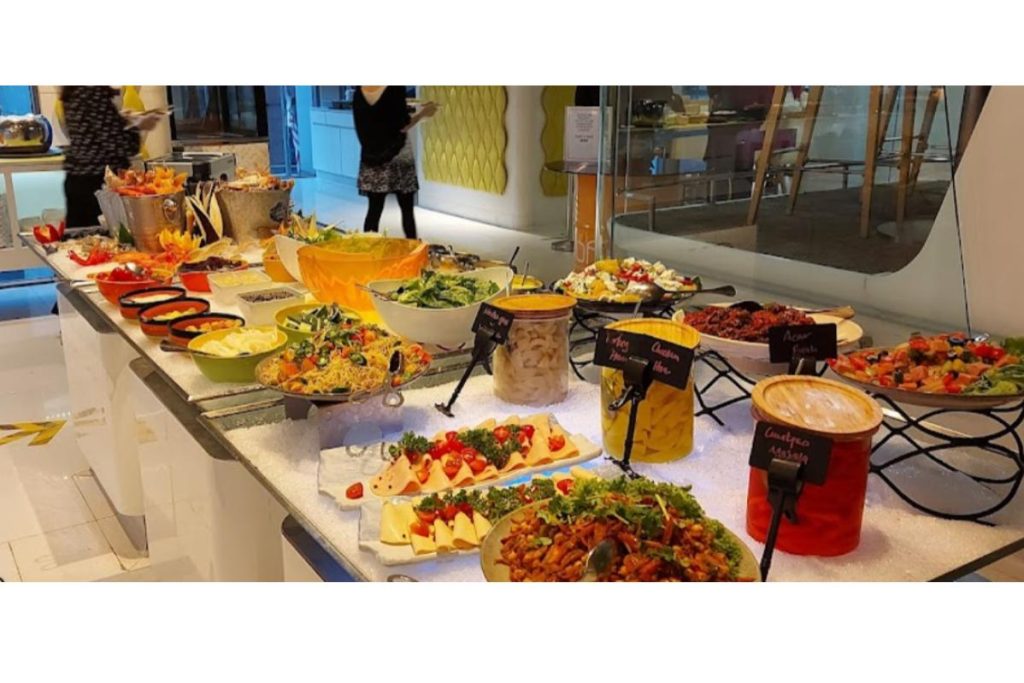 <strong>10 Bufet Terbaik di Kuala Lumpur 2025</strong> 15 Nook Aloft Kuala Lumpur Sentral