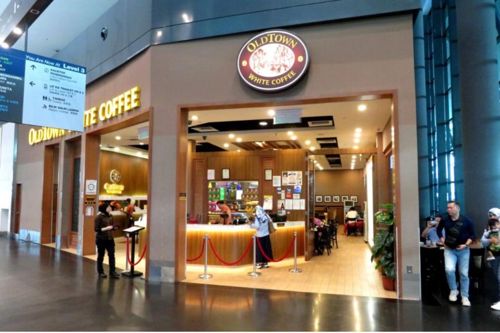 <strong>10 Kafe Terbaik di KLIA & KLIA 2 2025</strong> 10 Old-Town-White-Coffee-
