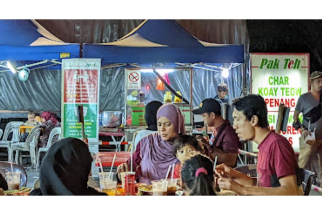 <strong>10 Nasi Lemak Terbaik Di Kuala Lumpur 2025</strong> 4 Pak Teh Char Koay Teow Nasi Lemak Ayam