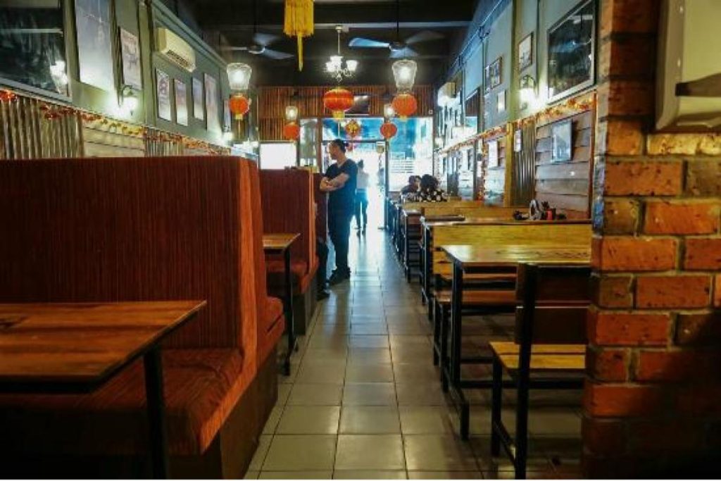 Top 10 Best Restaurants in Kota Kinabalu 2025 12 Shoneys-Dining-Bar-