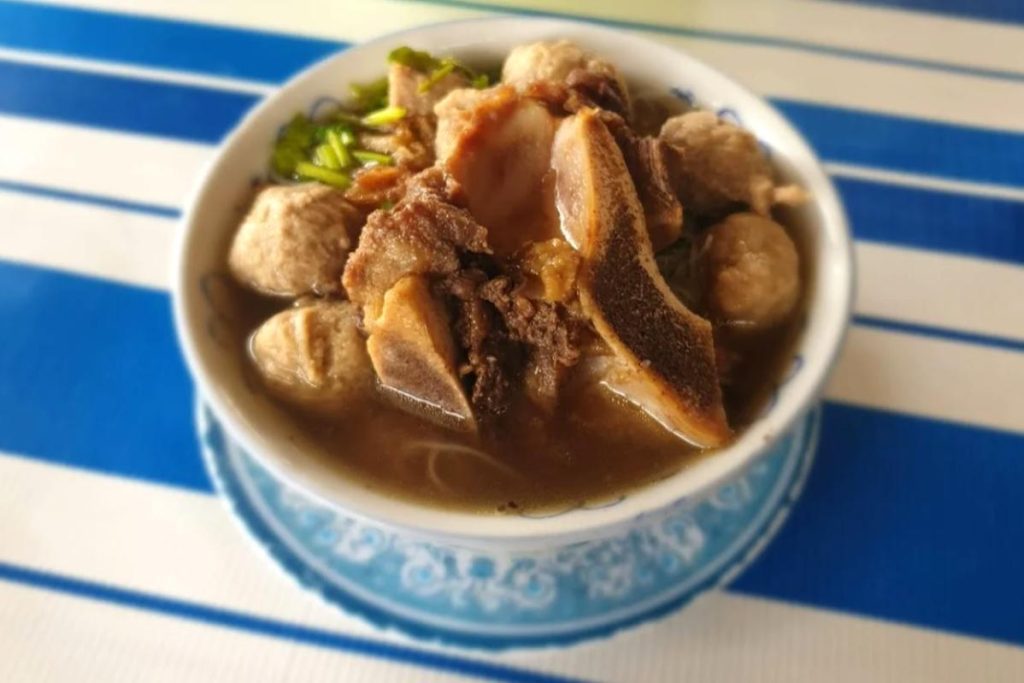 Top 9 Best Sup Tulang in KL & Selangor 2025 11 Sup Tulang Nasi Ayam