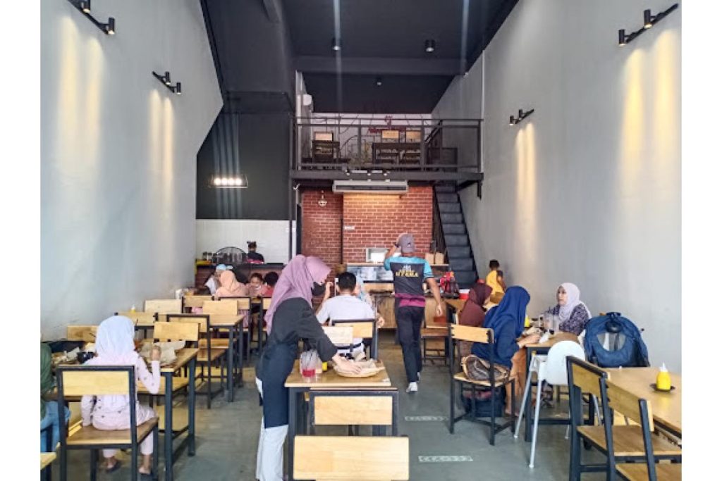 Top 16 Best Restaurants in Puncak Alam 2025 28 Warong Geprek Puncak Alam