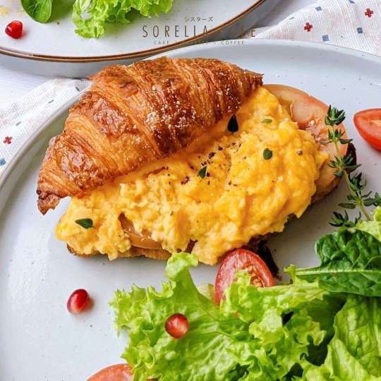 <strong>8 Croissant Terbaik di Johor 2025</strong> 7 Sorella-Cafe