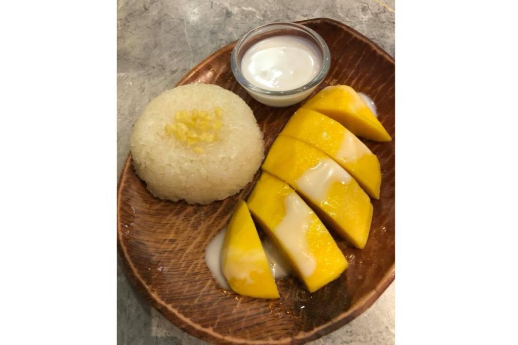 8 Pulut Mangga Terbaik di Johor 2025 5 Amphawa-Boat-Noodle-