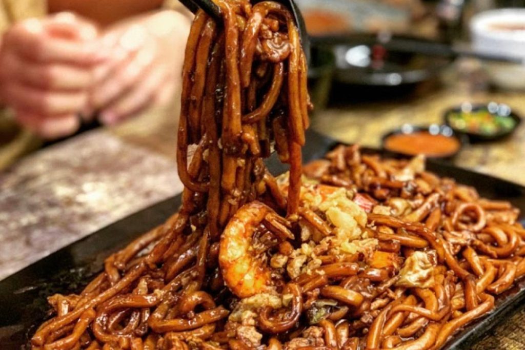 Top 10 Best Hokkien Mee in Kuala Lumpur and Selangor 2025 3 Damansara-Uptown-Hokkien-Mee-